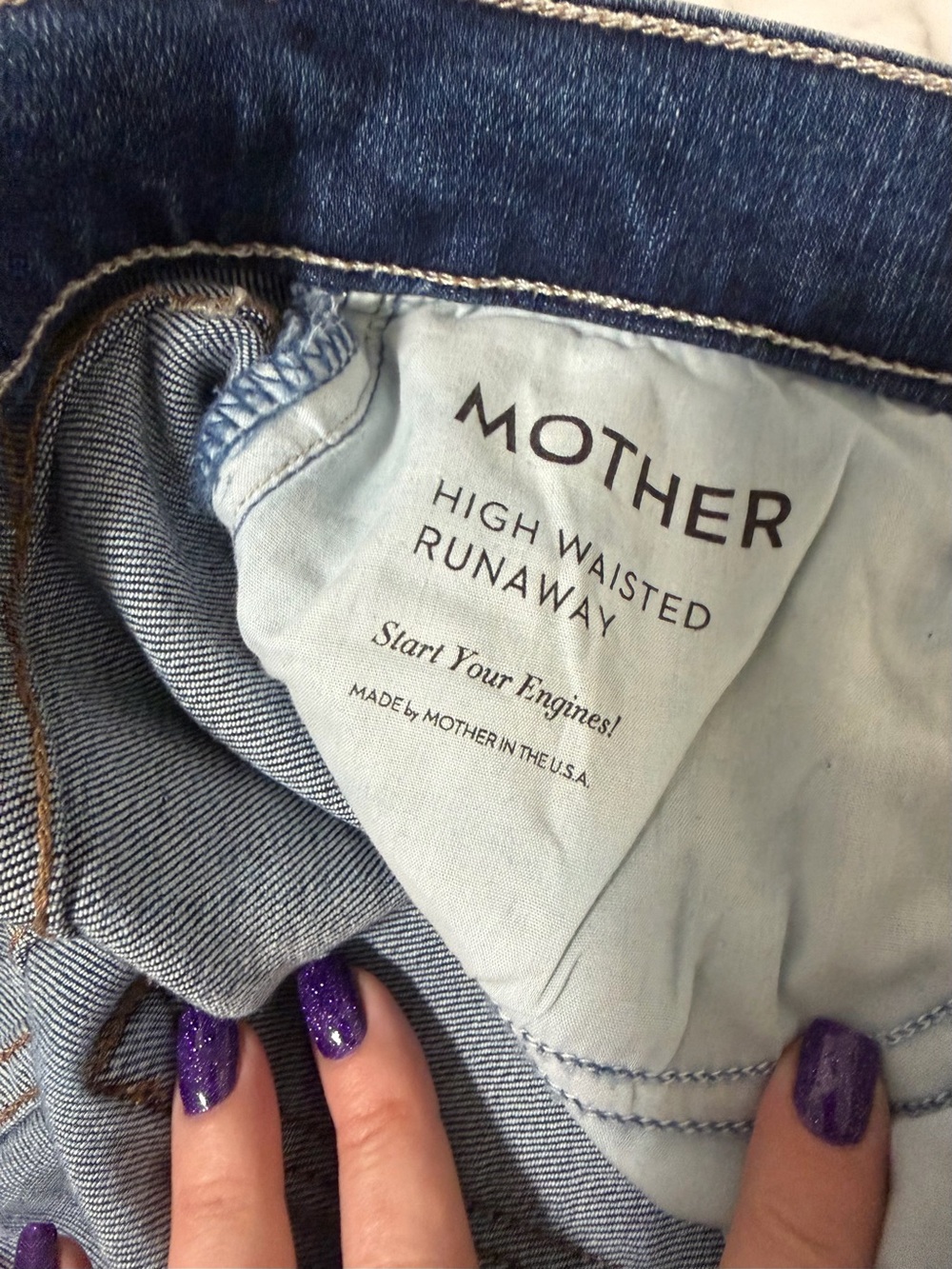MOTHER Women's High Waisted Runaway- Dark Blue Flare Jeans - Picture 4 of 4